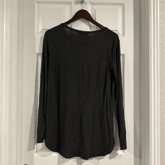 Halogen Sweater Womens Sz M Medium Gray V Neck Long Sleeve - Picture 2 of 4